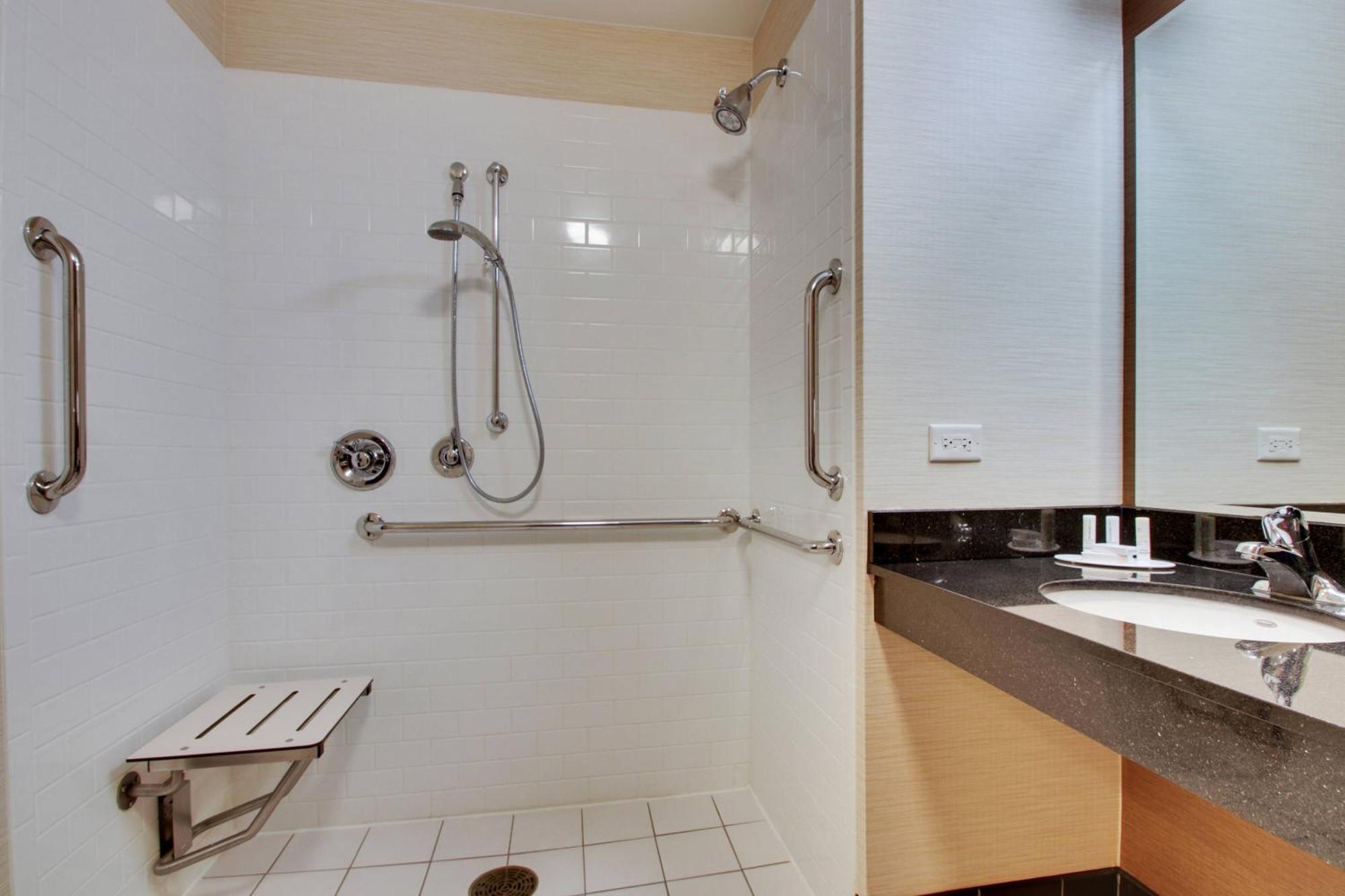 Fairfield Inn & Suites By Marriott Ottawa Starved Rock Area Extérieur photo